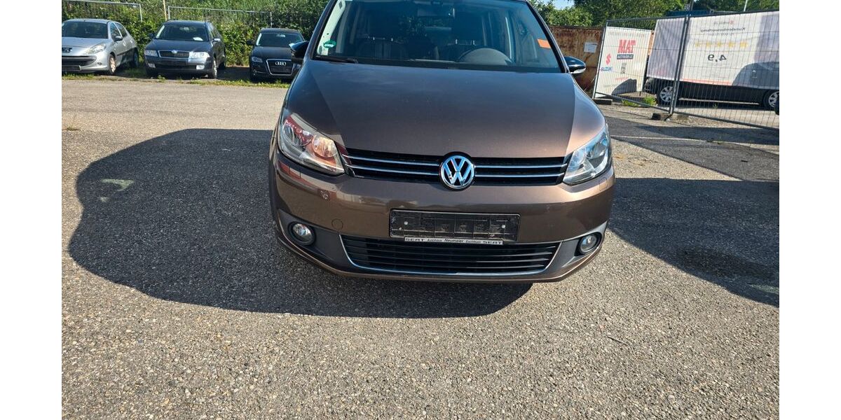 VW Touran 191.000 km 4.149 &euro; Rosenheim 83026
