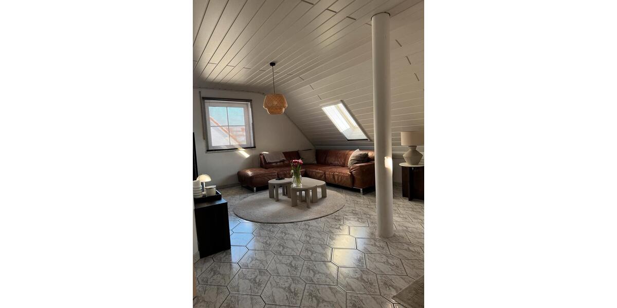 Maisonettenwohnung Dingolfing - 3 Zimmer, 110 m&sup2;, 1.250&euro; | Angebot:25071797