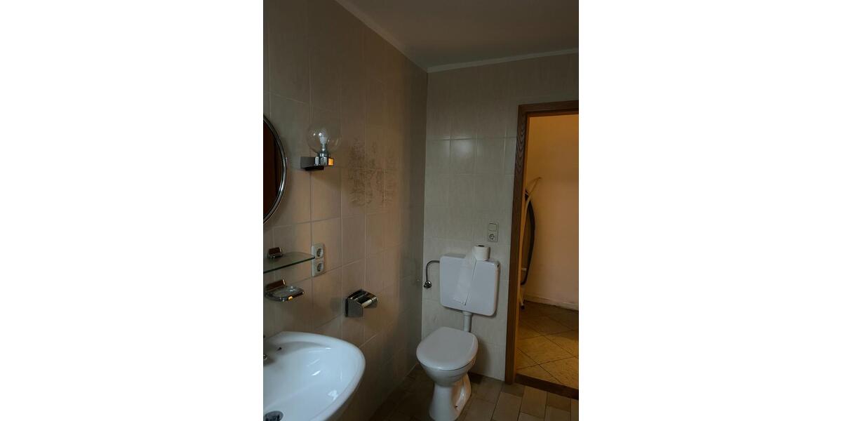 Geräumiges Haus mit Innenhof und Nebengebäuden in GangeltStahe zimmer