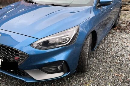 Ford Focus 74.500 km 21.800 &euro; Schauenstein 95197