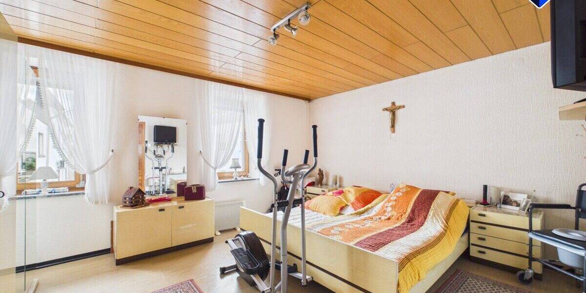 Einfamilienhaus Mettlach / Saarhölzbach Saarhölzbach - 7 Zimmer, 148 m&sup2;, 125.000&euro; | Angebot:26859033