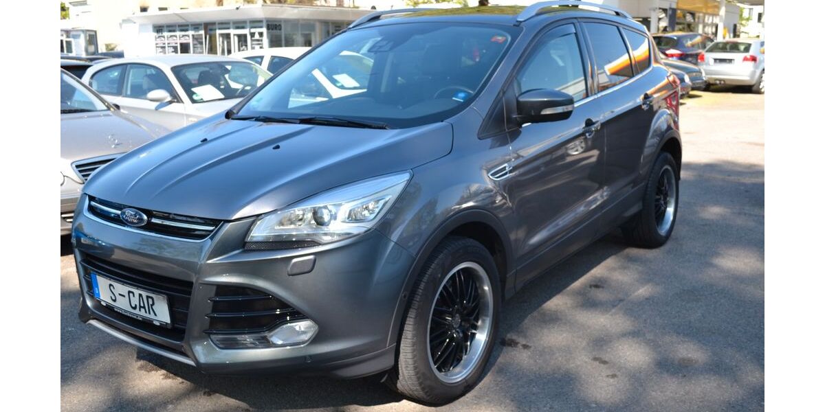 Ford Kuga 94.300 km 12.900 &euro; München 81243