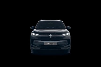 VW Tiguan 4.900 km 48.465 € Weiden 92637