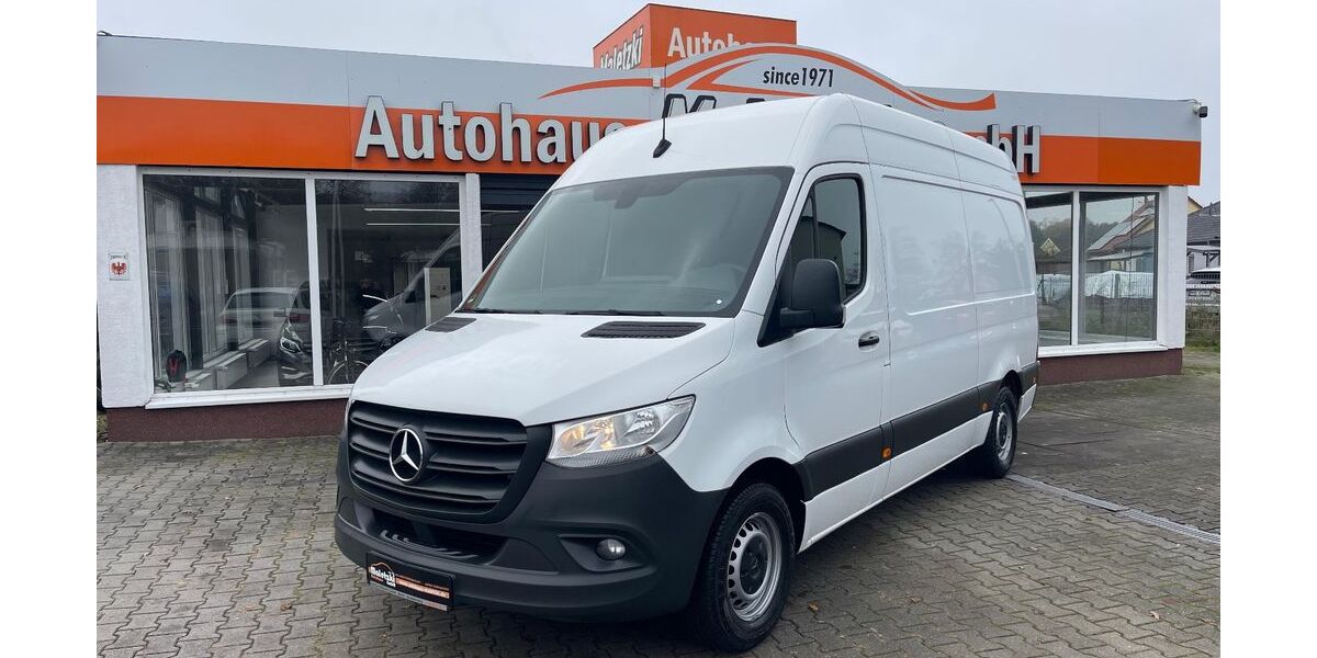 Mercedes-Benz Sprinter 199.800 km 17.950 € Brandenburg an der Havel 14772