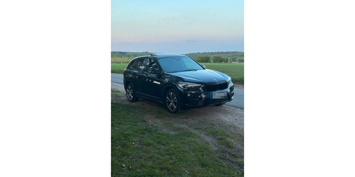 BMW X1 122.000 km 16.500 &euro; Hamburg Heimfeld 21075
