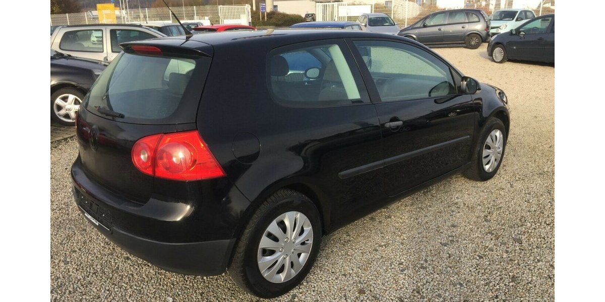 VW Golf Trendline, Klima,el.Fh. 2 Hd.,Tüv 03/28! 200.000 km 2.500 &euro; Himmelkron 95502