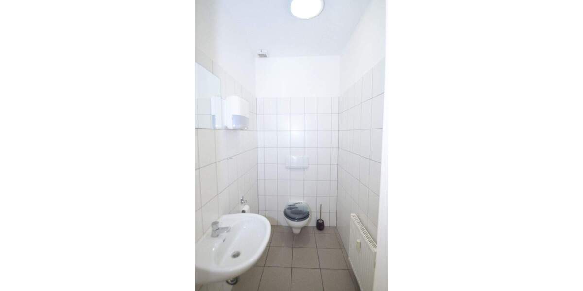 Gewerbeobjekt Bornheim Dersdorf - 3 Zimmer, 93 m&sup2;, 1.000&euro; | Angebot:25475925