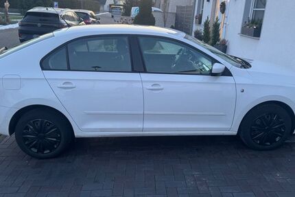 Skoda Rapid 150.000 km 5.999 &euro; Rühen 38471