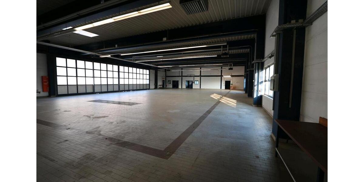 Gewerbeobjekt Baunatal - 2.600&euro; | Angebot:25094448