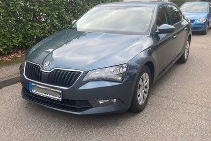 Skoda Superb 328.945 km 6.900 € Murr 71711