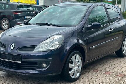 Renault Clio 147.258 km 2.990 &euro; Melle 49324