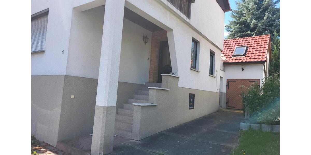 Ein bis Zweifamilienhaus 8 zimmer