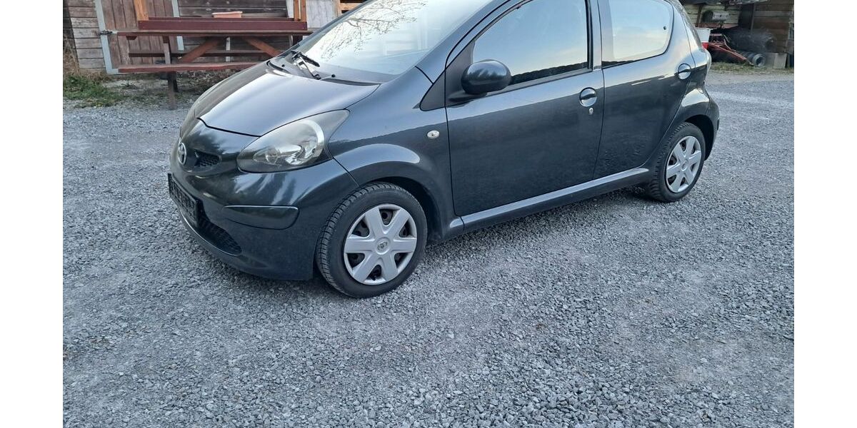 Toyota Aygo (X) 190.407 km 1.950 &euro; Blomberg 32825