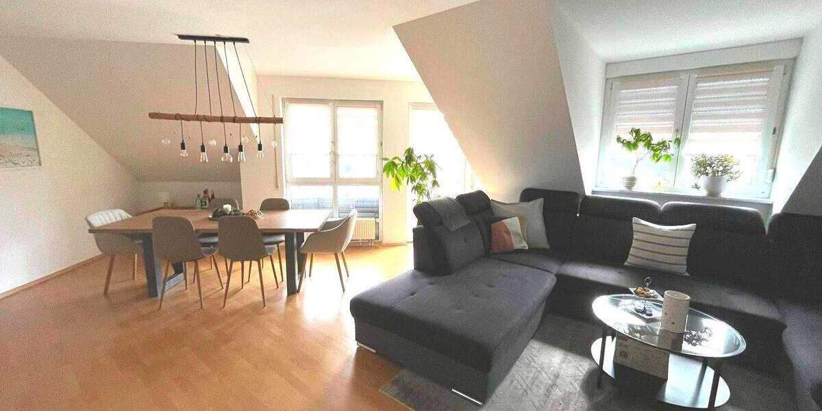 Etagenwohnung Feucht - 3 Zimmer, 98 m&sup2;, 450.000&euro; | Angebot:24462755