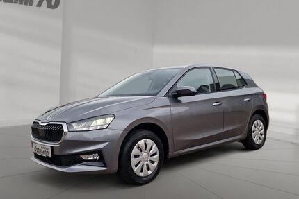 Skoda Fabia 3.000 km 19.440 &euro; Bad Arolsen 34454