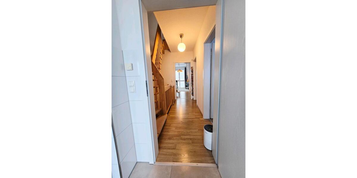 Geräumiges 5,5-Zimmer Reihenmittelhaus in Spielstraße 5.5 zimmer