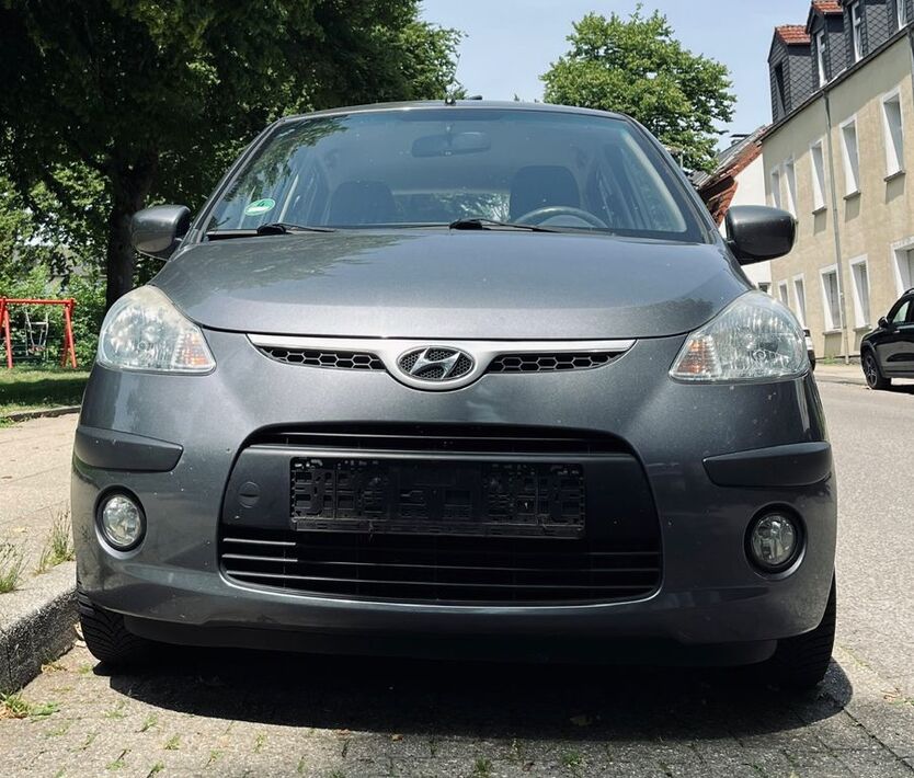 i10