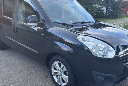 Opel Combo 290.000 km 3.900 &euro; weissenhorn 89264