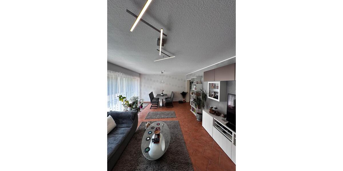 Etagenwohnung Lüdenscheid Staberg - 3 Zimmer, 84 m&sup2;, 210.000&euro; | Angebot:26423520