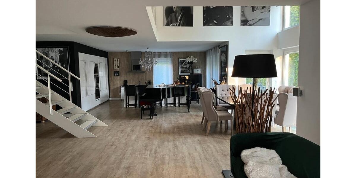 Einfamilienhaus Pfedelbach - 5.5 Zimmer, 240 m&sup2;, 850.000&euro; | Angebot:25869575