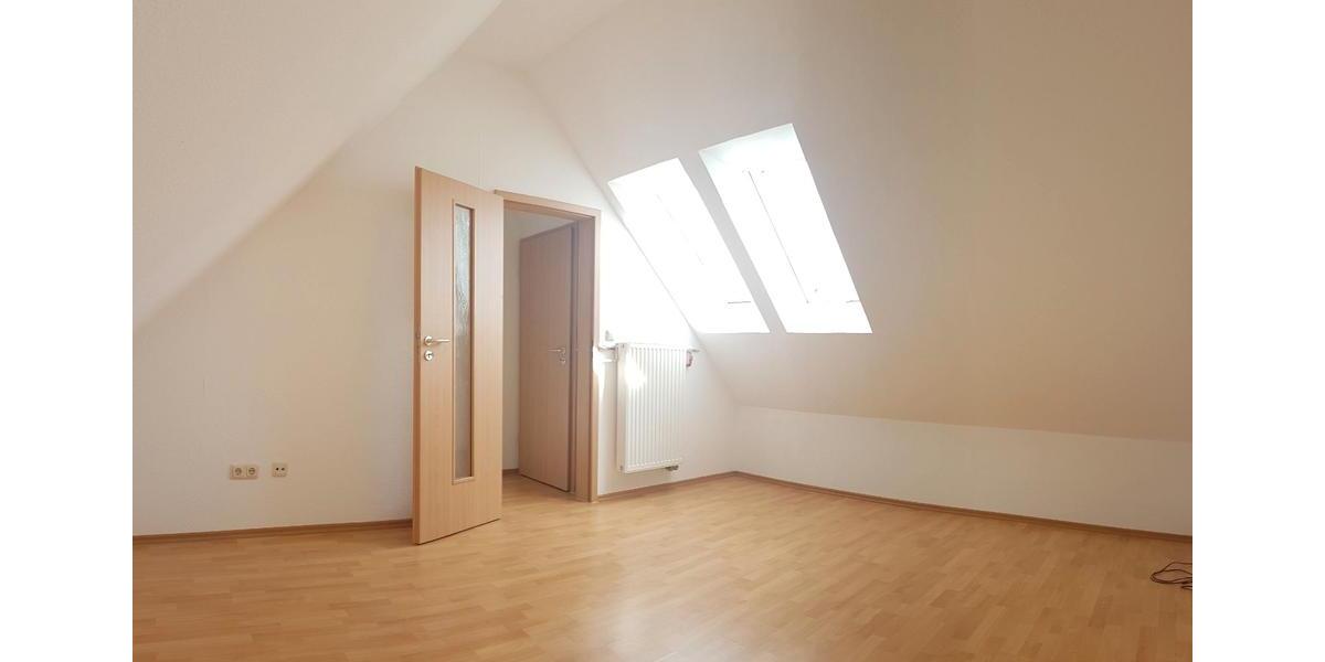 Reihenhaus Haßfurt - 3 Zimmer, 82 m&sup2;, 850&euro; | Angebot:26677318