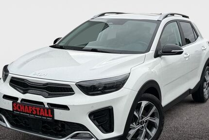 Kia Stonic 93.412 km 14.979 &euro; Elsdorf (bei Köln) 50189