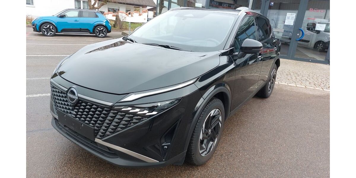 Nissan Qashqai 14.000 km 27.890 &euro; Weiding 93495