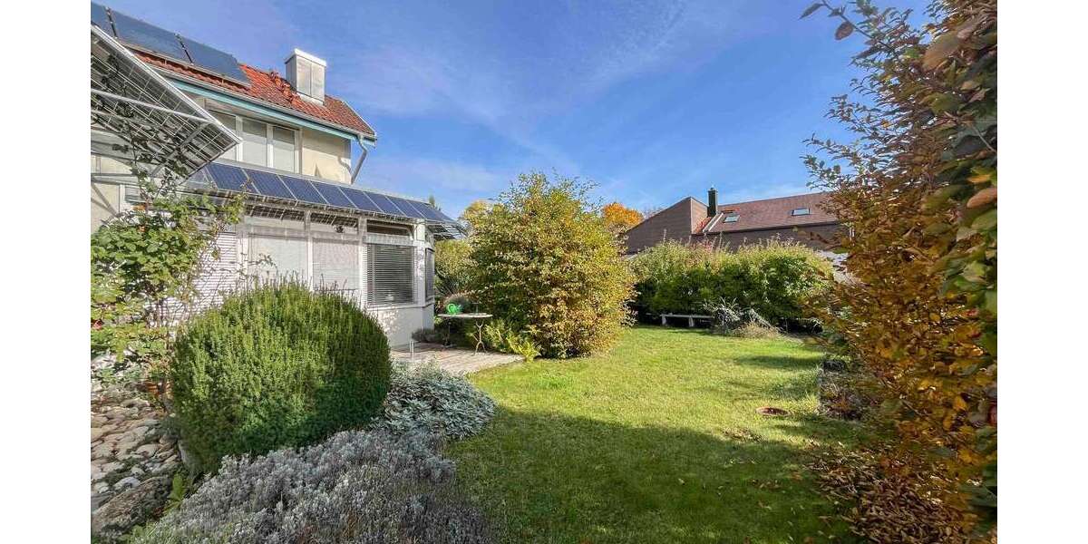 Haus zum Kaufen in Burghausen 780.000 € 315.22 m² 9 zimmer