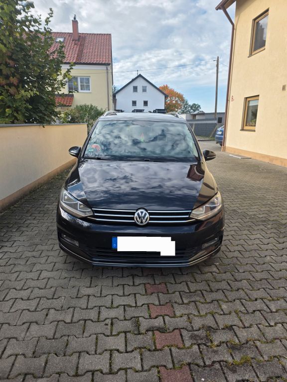 VW Touran 145.000 km 12.500 € Königsbrunn 86343