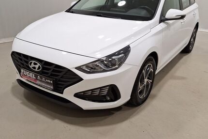 Hyundai i30 60.500 km 14.869 € Dresden 01157