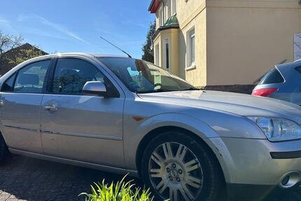 Ford Mondeo 127.000 km 1.199 &euro; Stadthagen 31655