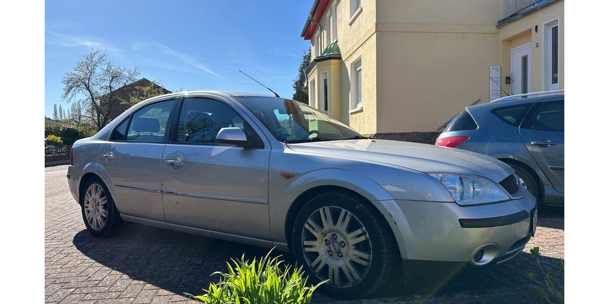 Ford Mondeo 127.000 km 1.199 &euro; Stadthagen 31655
