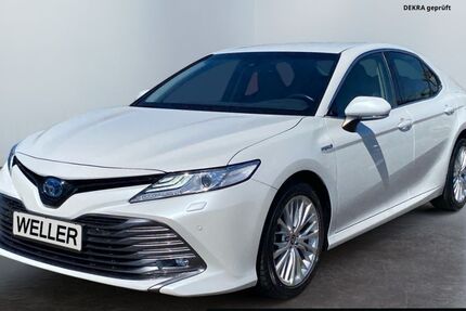 Toyota Camry 42.124 km 31.990 &euro; Leipzig 04178