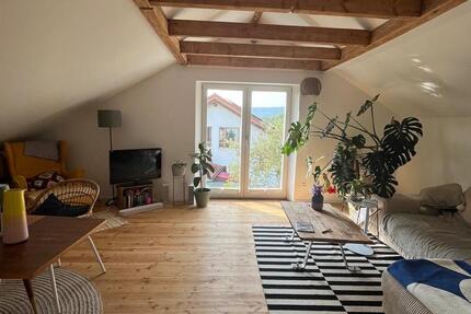 Moderne Dachgeschosswohnung in Ofterdingen 2 zimmer