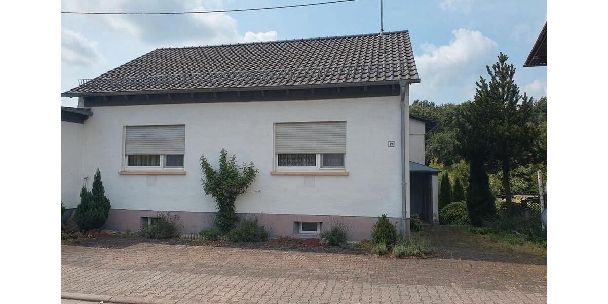 Einfamilienhaus Mehlingen - 8 Zimmer, 176 m&sup2;, 475.000&euro; | Angebot:26992851