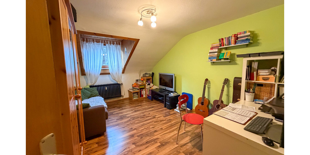 Ruhige 3 Zimmer Wohnung in schöner Lage - Dachgeschoßwohnung Bad Wildbad Calmbach | Angebot:25291145