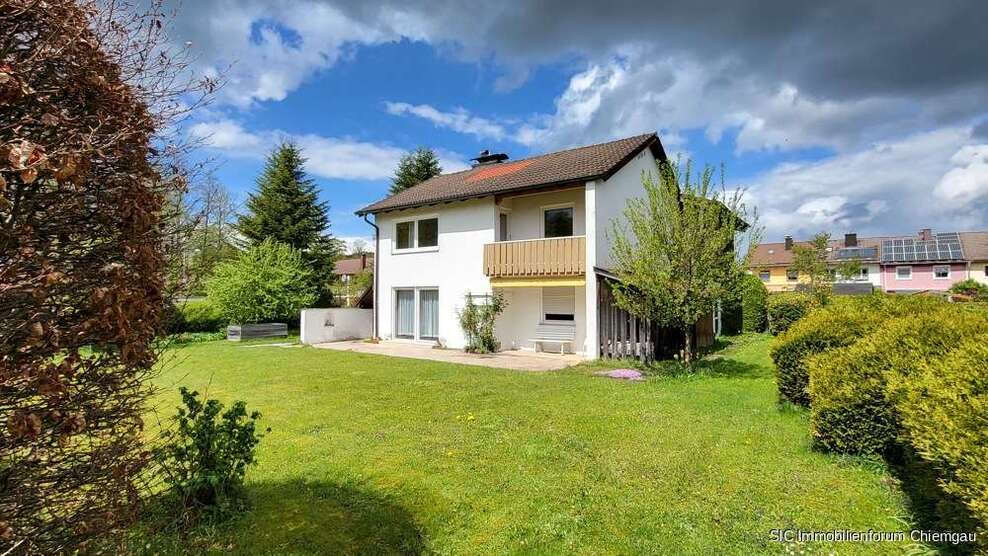 Haus zum Kaufen in Siegsdorf 740.000 € 150 m²