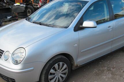 VW Polo 123.000 km 2.250 &euro; Eisfeld 98673