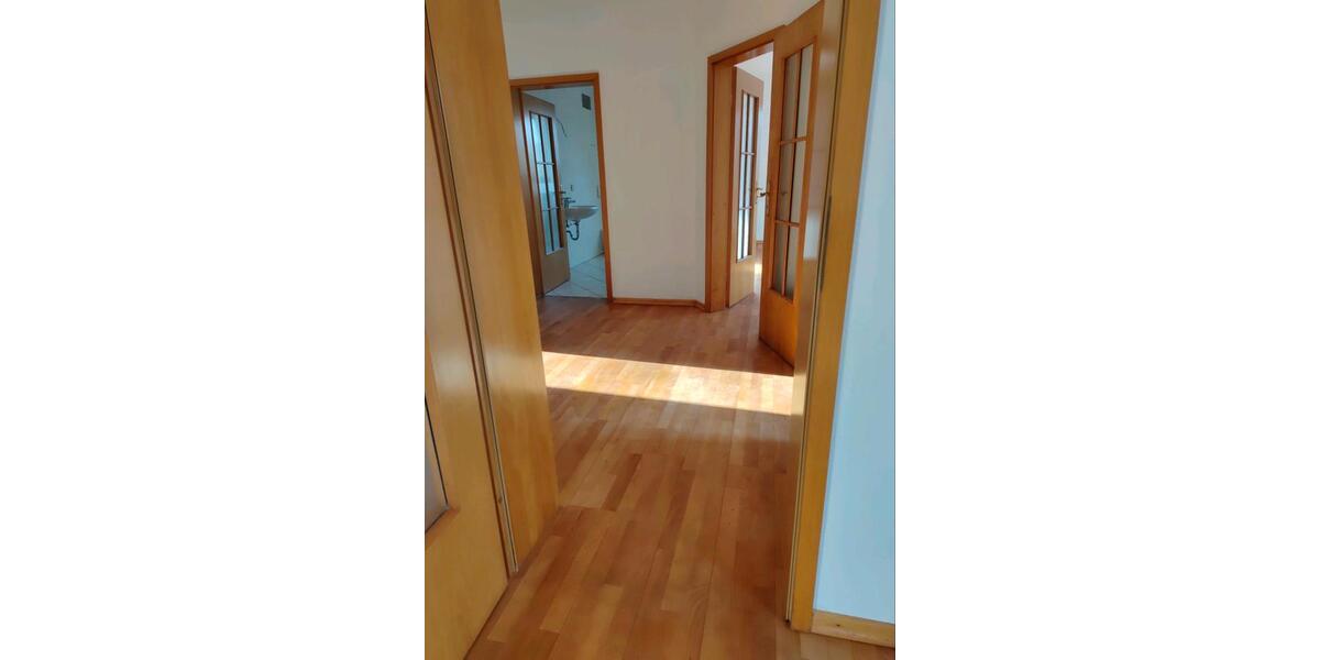 Dachgeschoßwohnung Dresden Leuben - 3 Zimmer, 78 m&sup2;, 800&euro; | Angebot:25510919