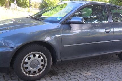 Audi A3 192.000 km 1.299 &euro; Uetze OT Dollbergen 31311