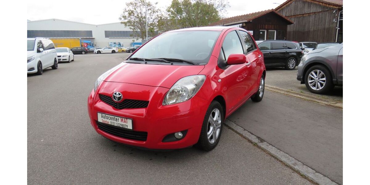 Toyota Yaris 137.000 km 4.950 &euro; Fellbach 70736
