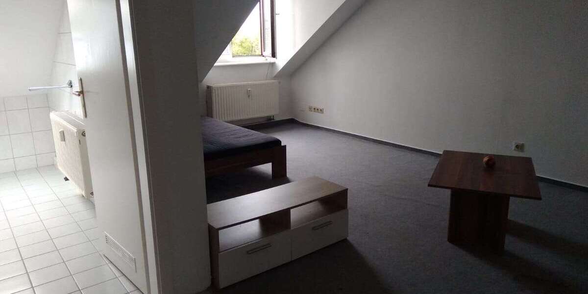 Etagenwohnung Zwickau - 1 Zimmer, 24 m&sup2;, 27.000&euro; | Angebot:27096582
