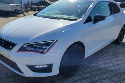 Seat Leon 70.590 km 14.960 &euro; Maxhütte-Haidhof 93142