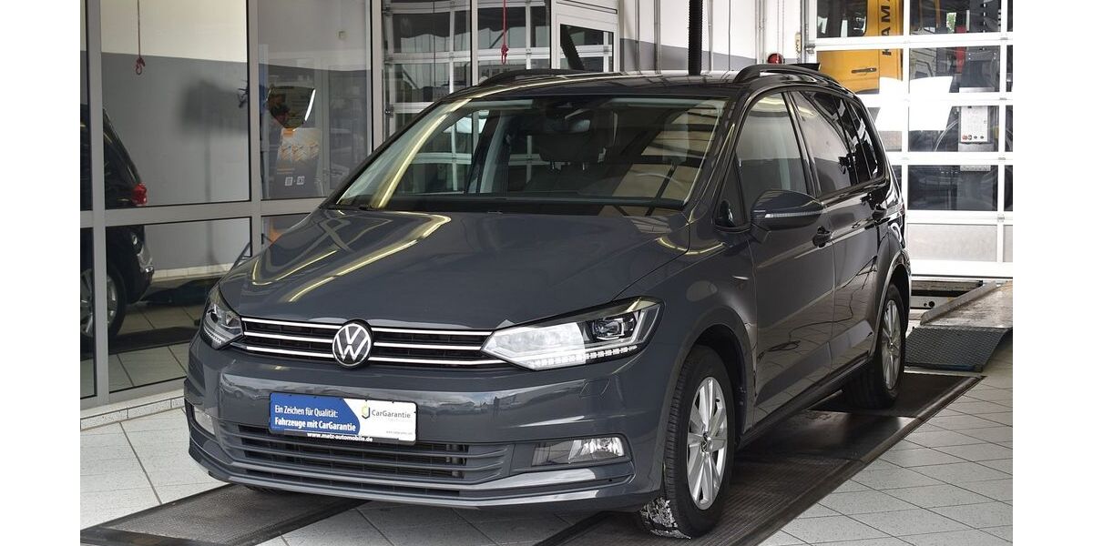 VW Touran 102.554 km 24.740 &euro; Bad Friedrichshall 74177