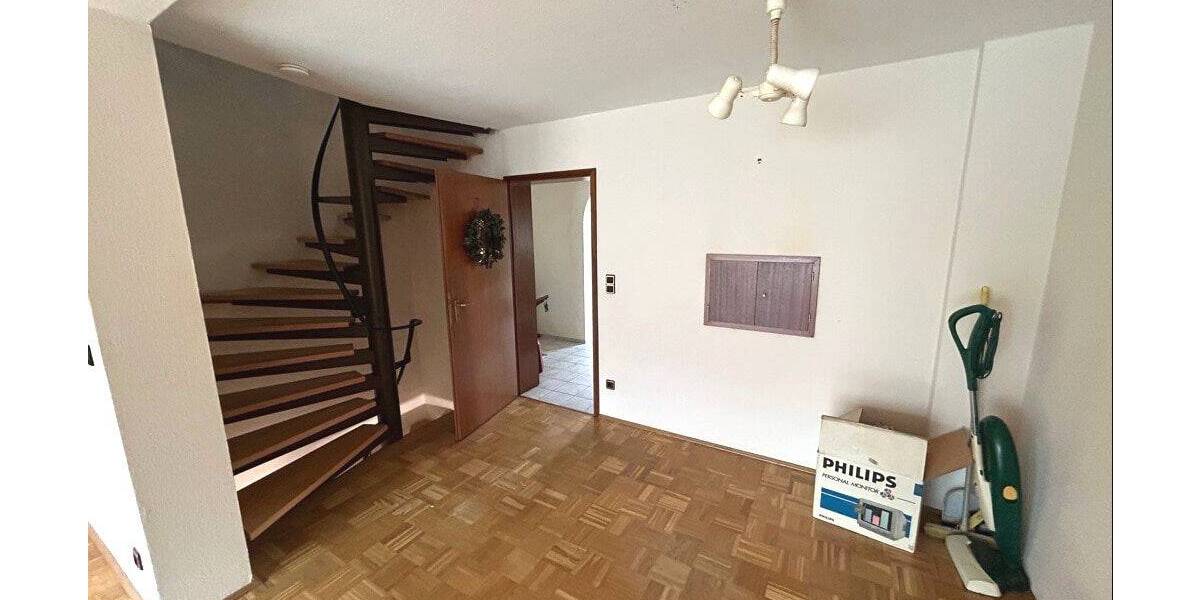 Reihenmittelhaus Ansbach Hennenbach - 6 Zimmer, 111 m&sup2;, 330.000&euro; | Angebot:26886257