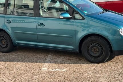 VW Touran 243.000 km 2.500 &euro; Bremen 28207