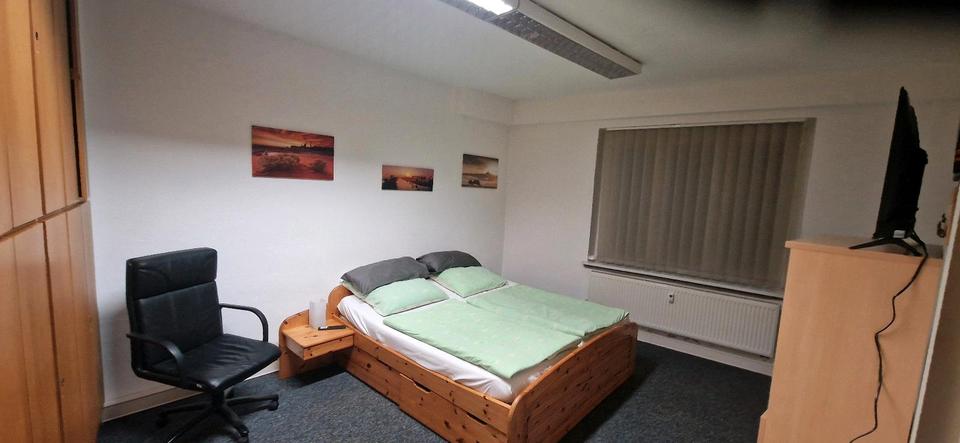 Wohnen auf Zeit Nebra (Unstrut) - 10 Zimmer, 250 m&sup2;, 30&euro; | Angebot:24514094