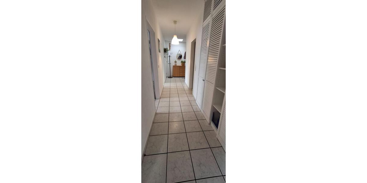 Dachgeschoßwohnung Steinhagen - 3 Zimmer, 80 m&sup2;, 187.000&euro; | Angebot:25127313