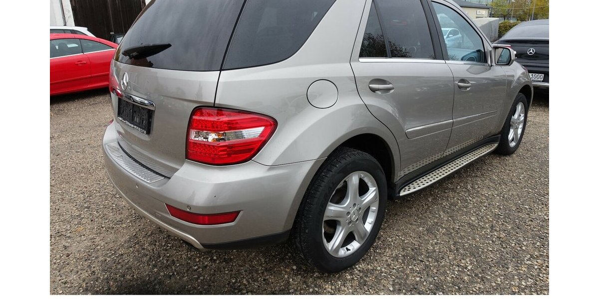 Mercedes-Benz ML 320 CDI Bi-Xenon Sportp. AHK 8x Alu eGHSD Memor 303.200 km 7.950 &euro; Neumarkt/OPf 92318