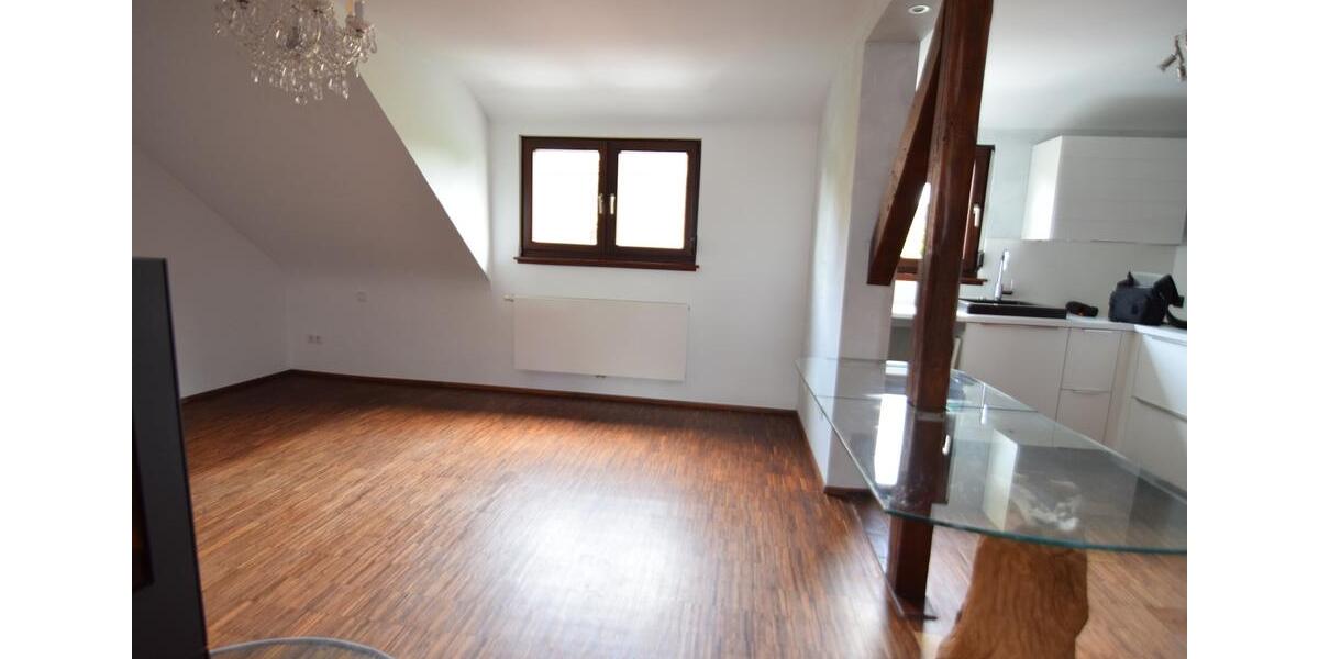 Etagenwohnung Ettlingen - 3.5 Zimmer, 81 m&sup2;, 1.200&euro; | Angebot:26663170